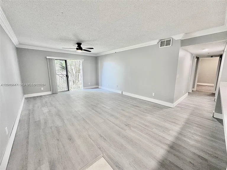 9907 Westwood Dr #242 — Photo 4