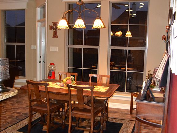 Open Dining Area