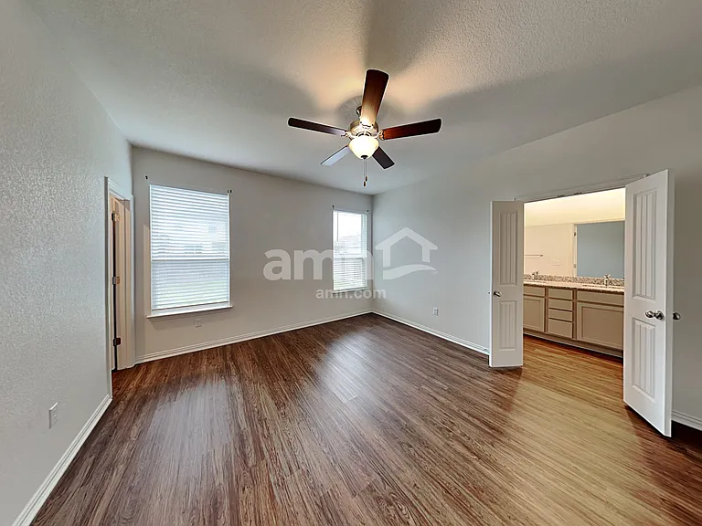 2714 Brogan Crk — Photo 6