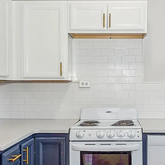 2 bed, $1,300 — Photo 2