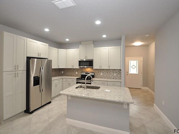 2nd image of 25 Rose Petal Ln