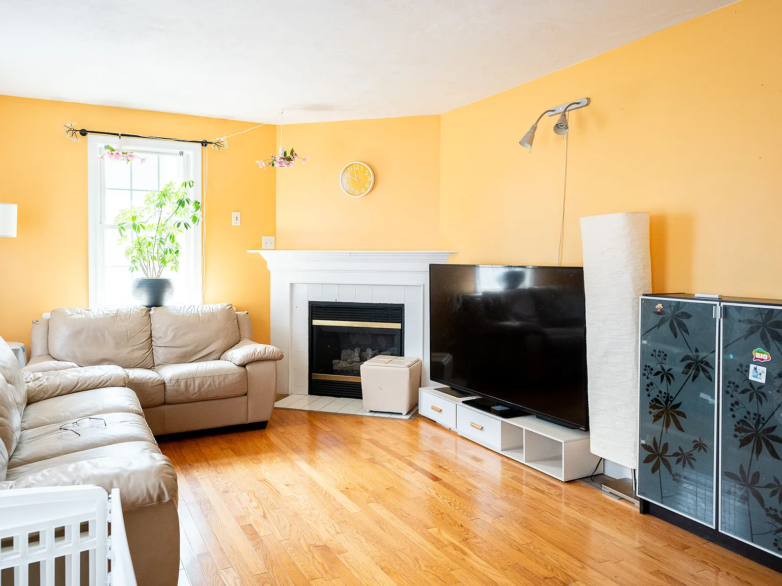 2 bed, 2.5 bath, 1650 sqft, $3,200 — Photo 3