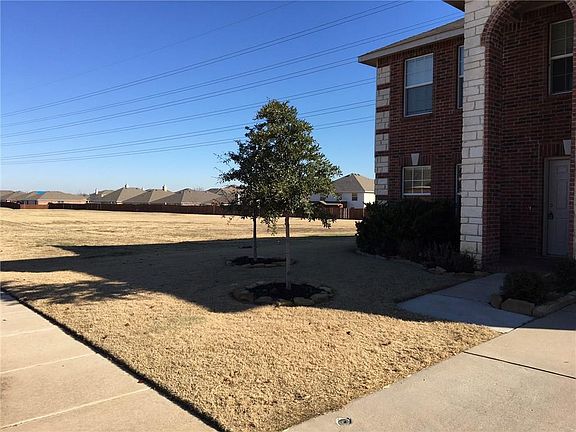 3rd image of 12660 Mourning Dove Ln