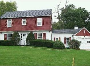 5600 Waterbury Cir, Des Moines, IA 50312