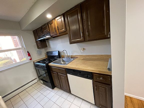 2nd image of 55 Gill Ln APT 25