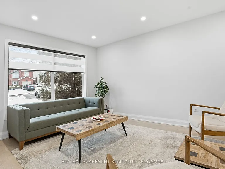 108 Greenshire Dr — Photo 4
