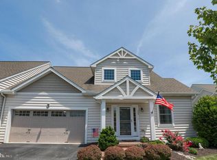 113 Winterberry Ct, Lititz, PA 17543