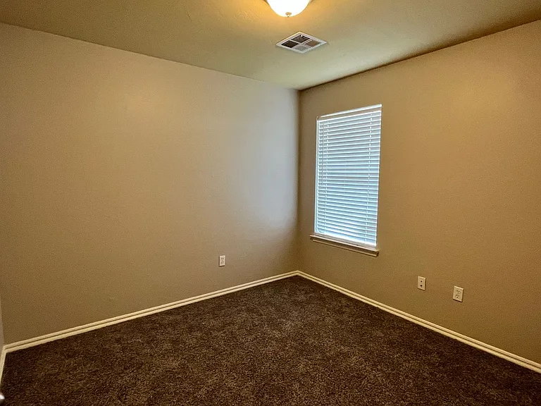 1703 Everglade Ct — Photo 13