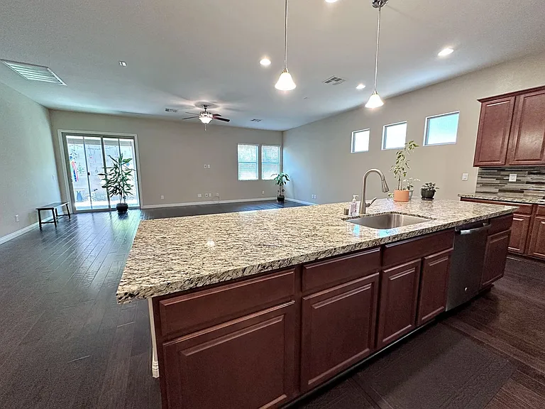71 Newton Ridge Way — Photo 18