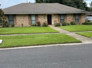 10045 Hillyard Ave, Baton Rouge, LA 70809