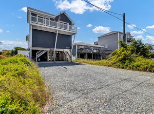 1027 Ocean Blvd, Topsail Beach, NC 28445