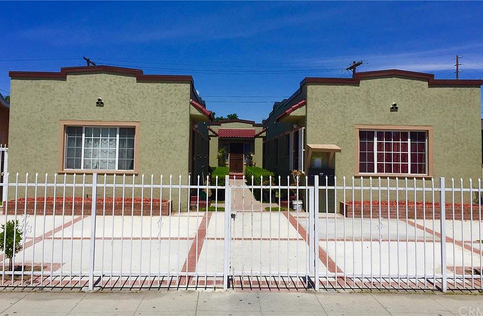 1st image of 1207 W 59th Pl