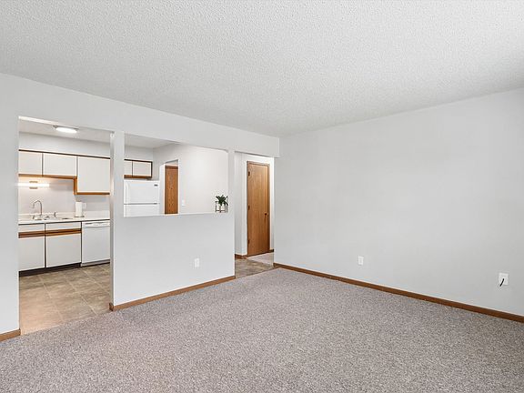 3rd image of 1016 Newton Rd #2