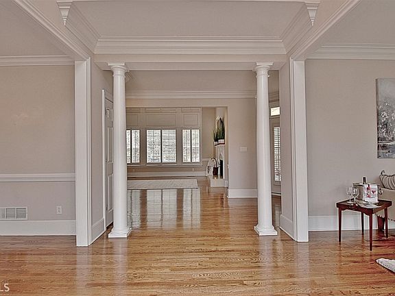 5th image of 805 Birkdale Dr