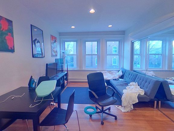 2nd image of 94 Pleasant St #5