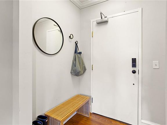 3rd image of 2 Collier Rd NW APT 9
