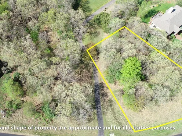 L74 Pebblebeach Dr, Wisconsin Dells, WI 53965