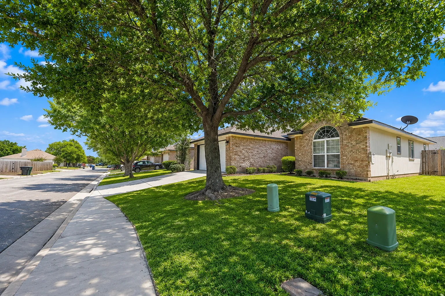 8403 Skyview Temple-o — Photo 3