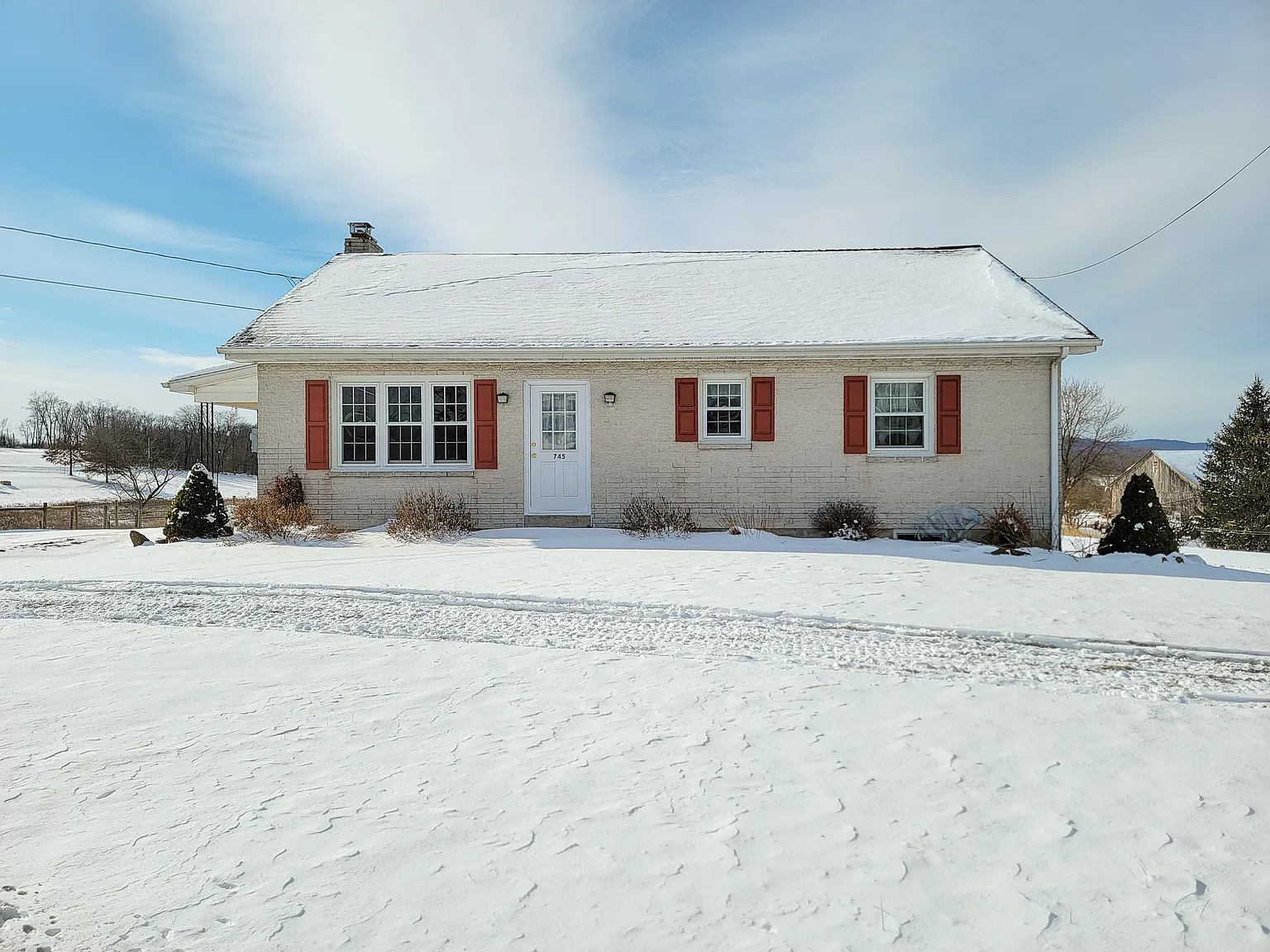 745 W Route 897 photo 1