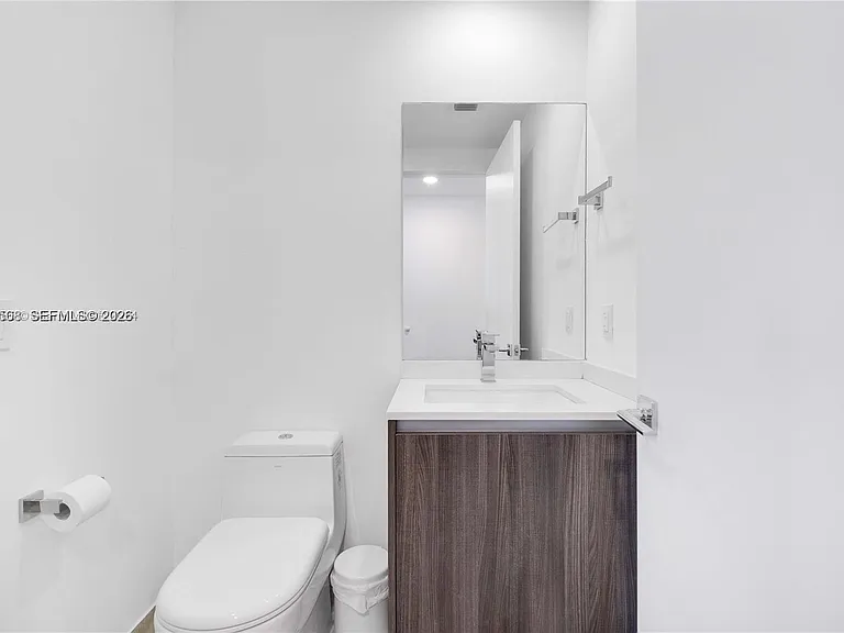 488 NE 18th St #2301 — Photo 20