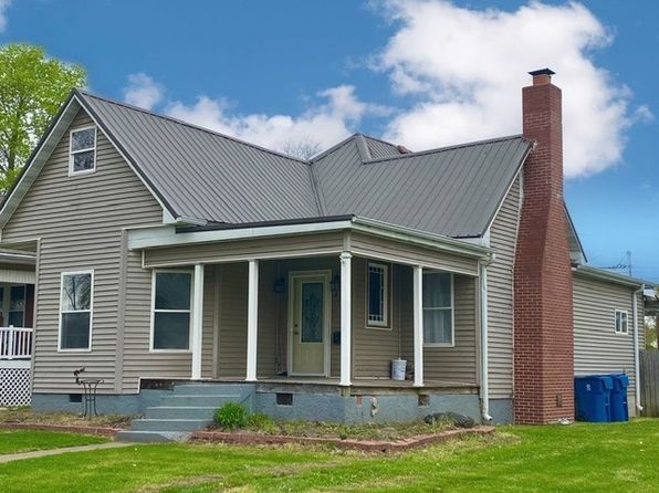 Flora Real Estate Flora Il Homes For Sale Zillow