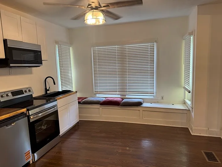 200 Live Oak St #A — Photo 9
