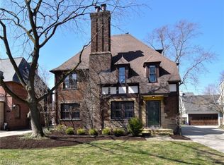 3330 Grenway Rd, Shaker Heights, OH 44122