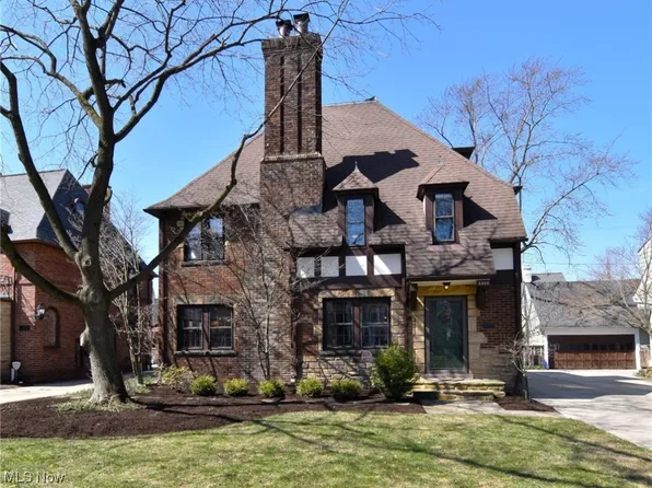 3330 Grenway Rd, Shaker Heights, OH 44122