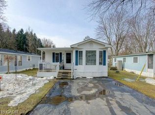 580 Beaver Creek Rd #202, Waterloo, ON N2J 3Z4