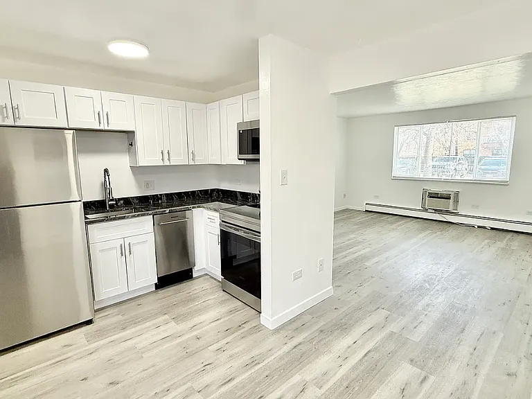 Oak North Apartments — Photo 18
