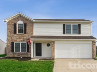 9825 Rhodes Ln, Avon, IN 46123