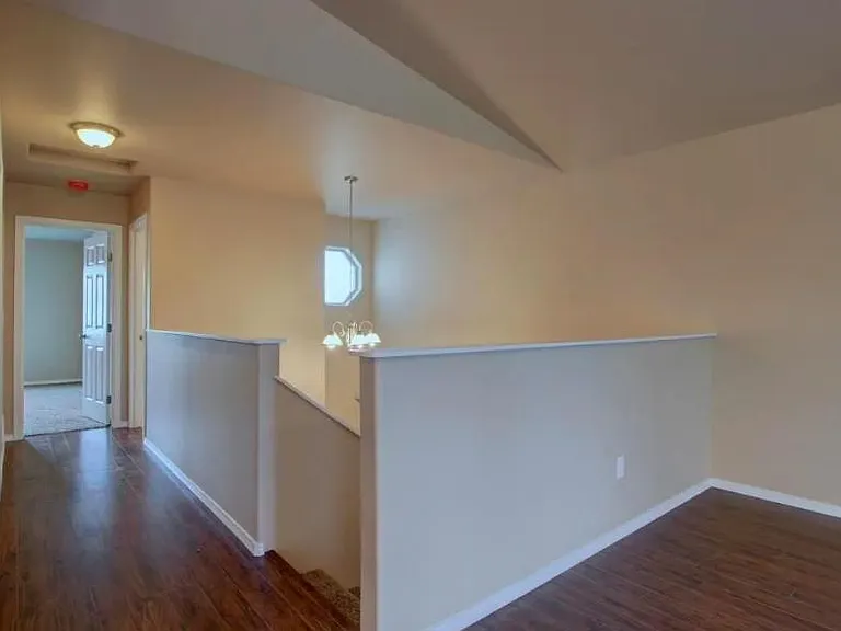 8936 Mast Cir — Photo 4