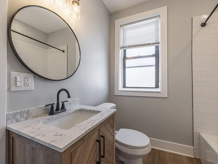 6148 N Francisco Ave — Photo 28
