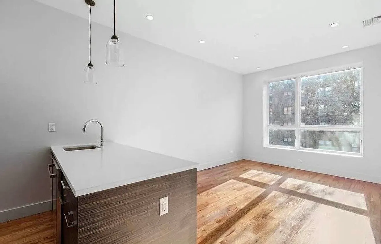 844 Quincy Street — Photo 1