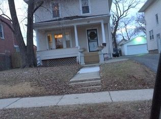 595 S Lake St, Aurora, IL 60506
