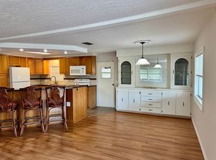 6050 River Grove Dr, Micco, FL 32976