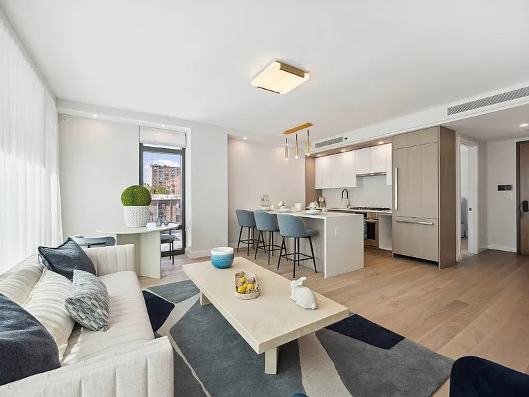 38-20 Parsons Blvd #710 — Photo 19