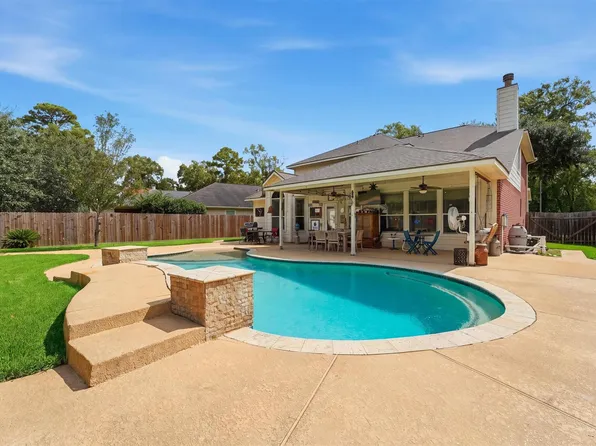 1719 Cloister Dr, Crosby, TX 77532