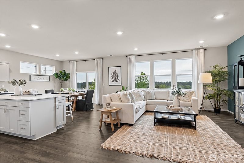 5th image of 28108 75th Drive NW #16
