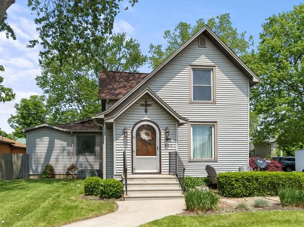 607 E Maumee St, Angola, IN 46703