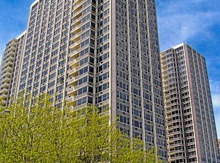 4250 N Marine Dr APT 735, Chicago, IL 60613