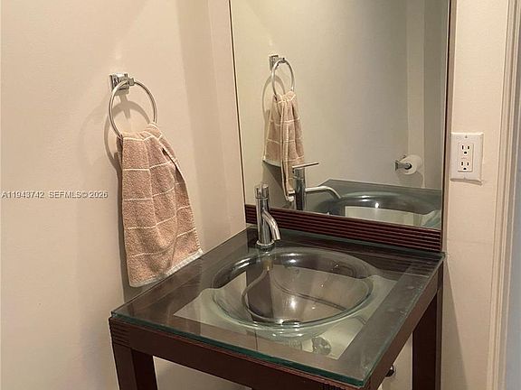 4th image of 6917 Collins Ave APT 426