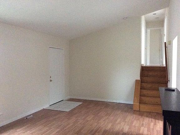 2nd image of 47 Cedarbrook Ln