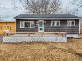 107 Teak Dr, Fredericton, NB E3A 2J2