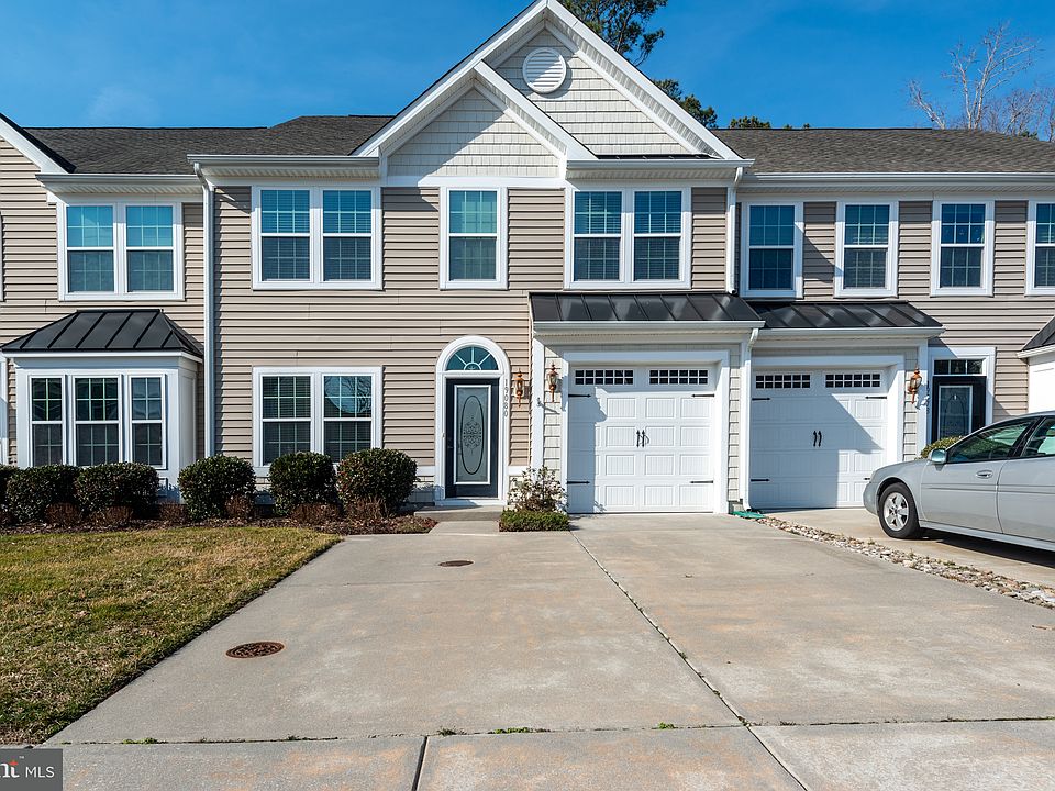1st image of 19080 Timbercreek Dr