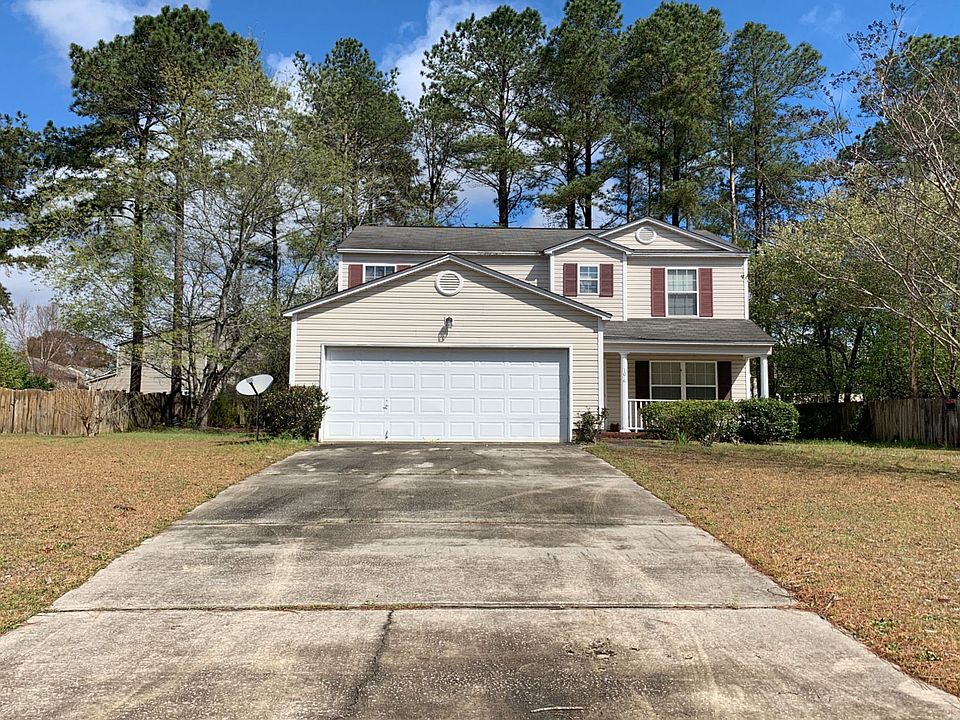 1st image of 105 Ashewood Ave