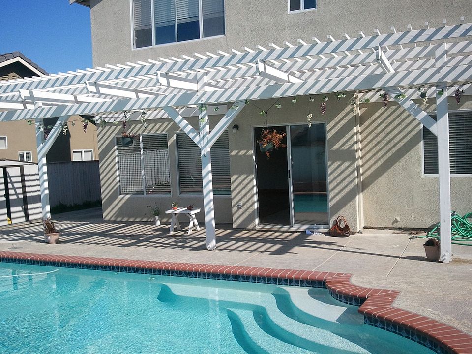 1st image of 3741 Norfolk Dr