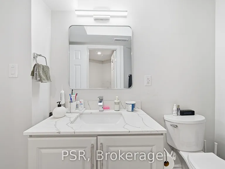 426 Arrowsmith Dr #LOWER — Photo 10