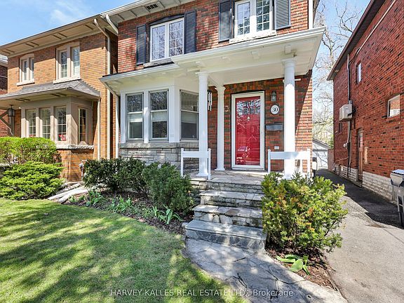 2nd image of 30 Braeside Rd