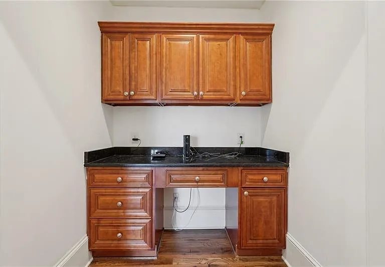 343 Summer Garden Dr — Photo 32
